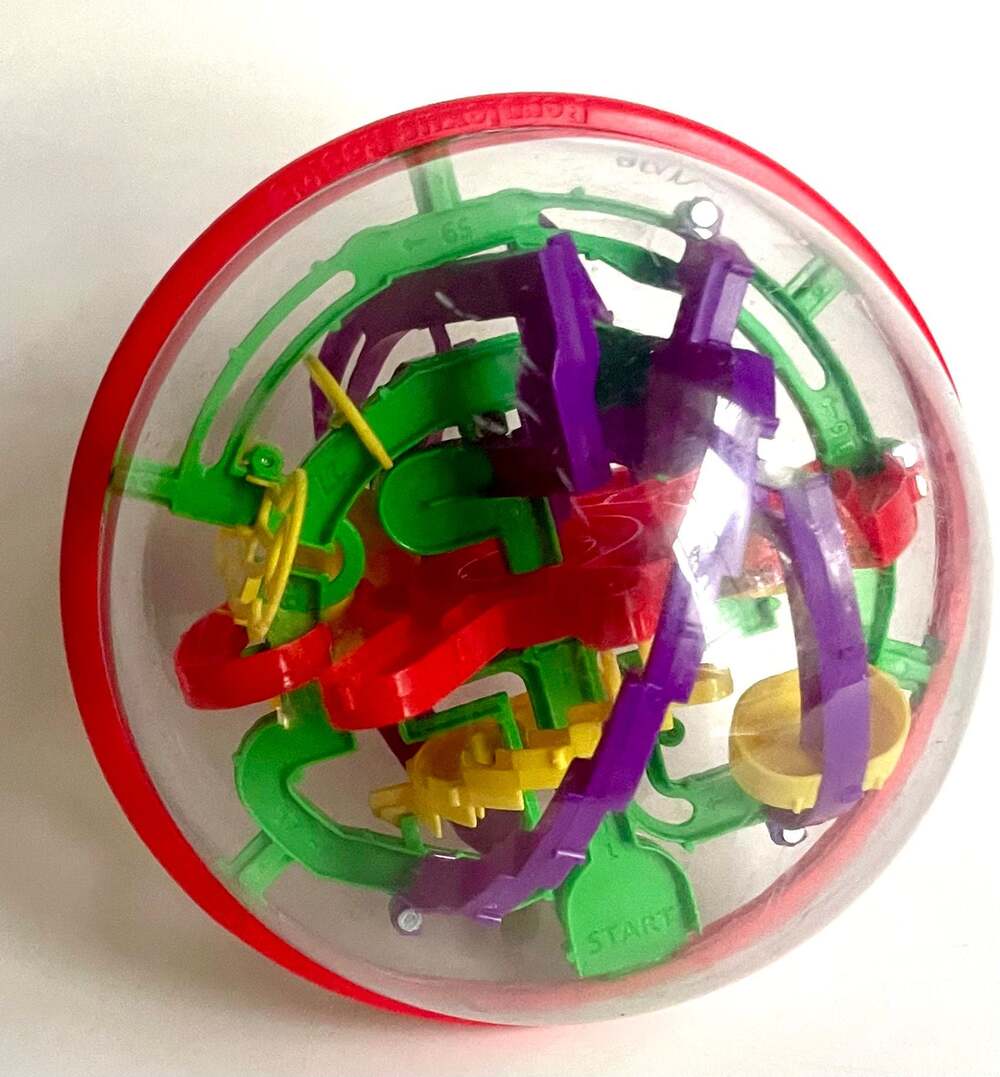 Playkidz Brainymaze Challanger, 3D Maze Game with Over 200 Obstacles, Great Puzz